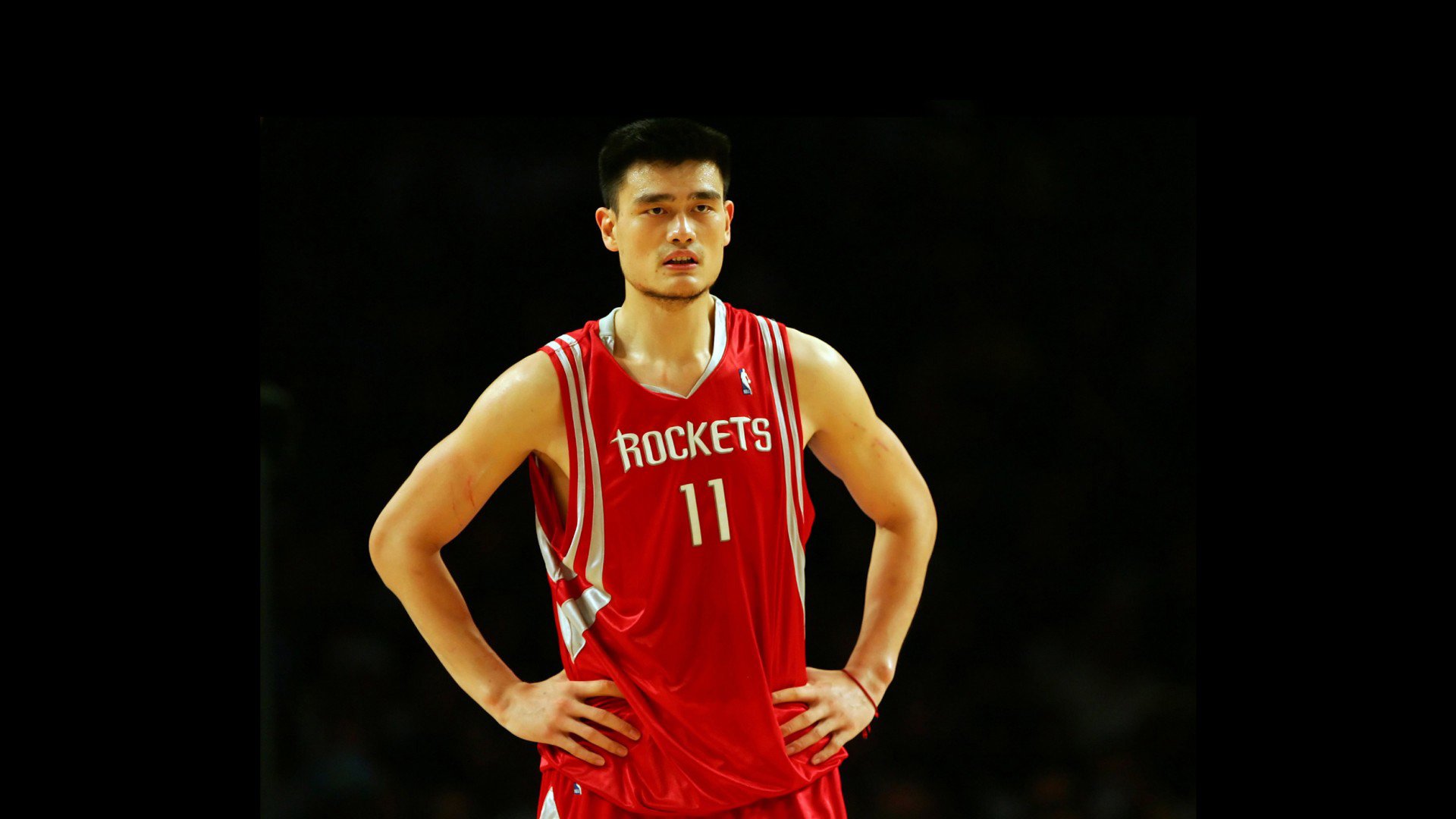 bet365官方方-双线狂飙，莱万弑神纪录与西班牙极限挑战，足坛正在见证历史